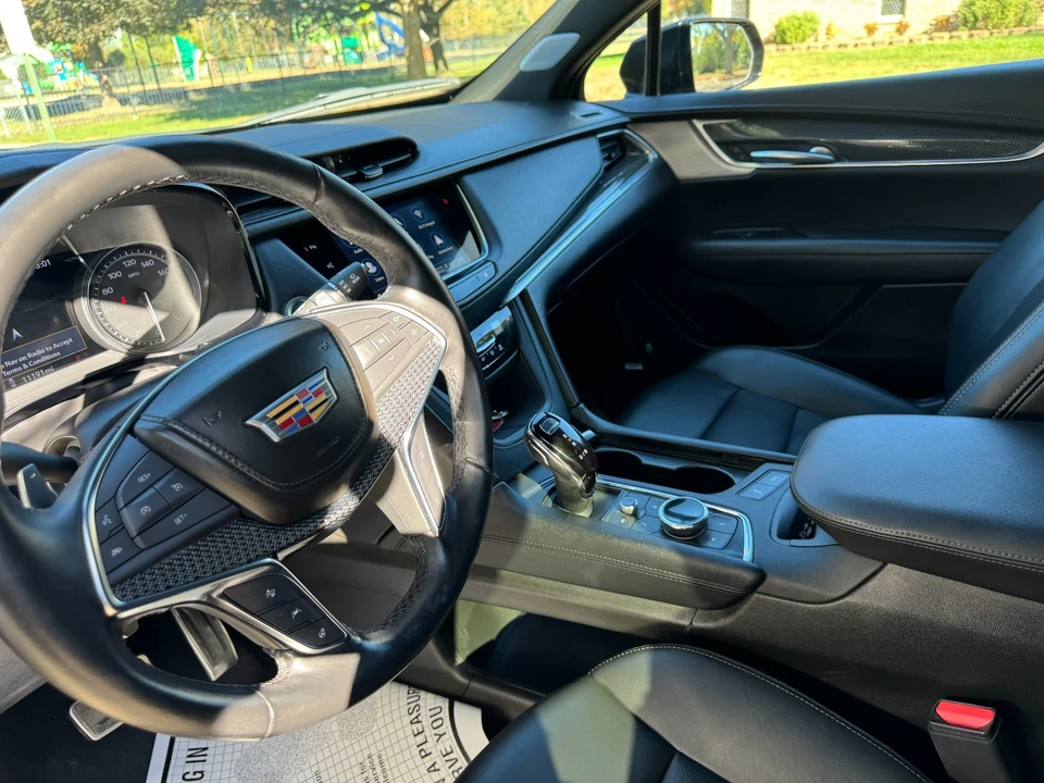 2024 Cadillac XT5 - Image 16 of 21