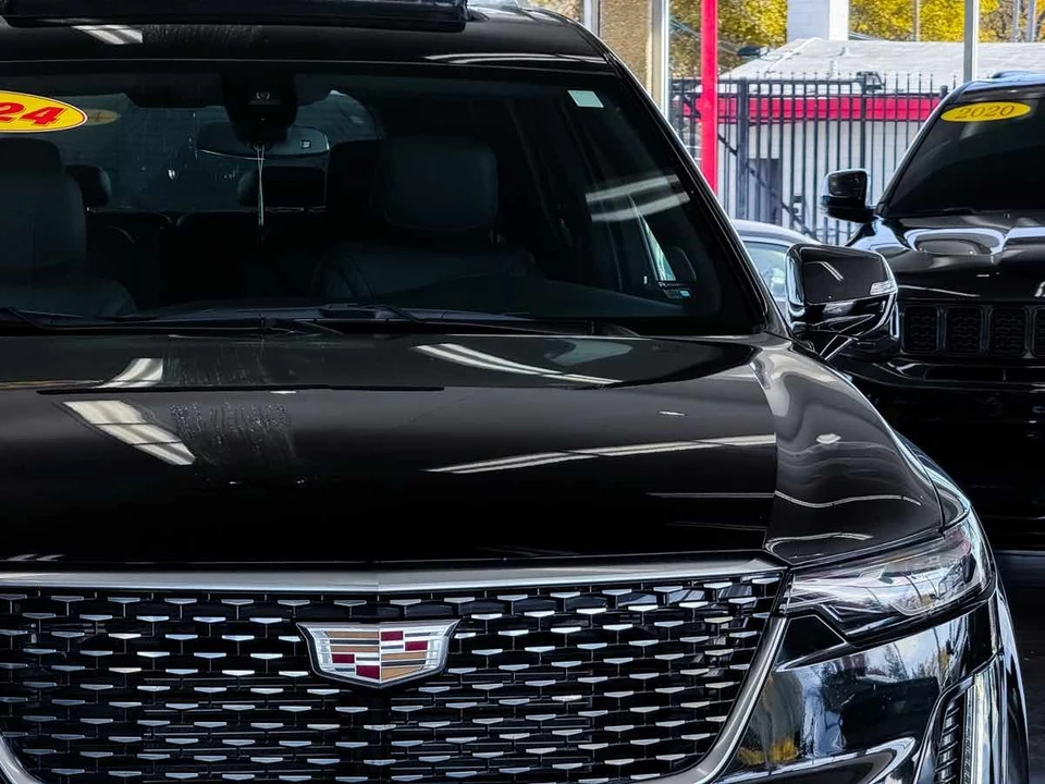 2024 Cadillac XT6 - Image 17 of 21