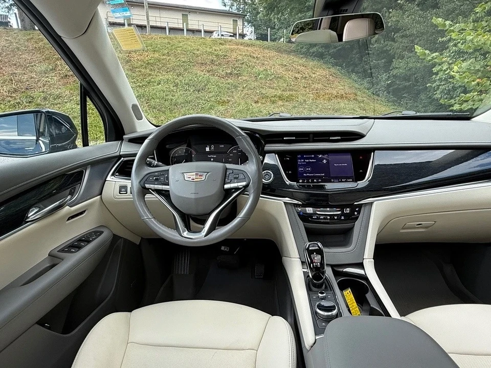 2024 Cadillac XT6 - Image 10 of 12