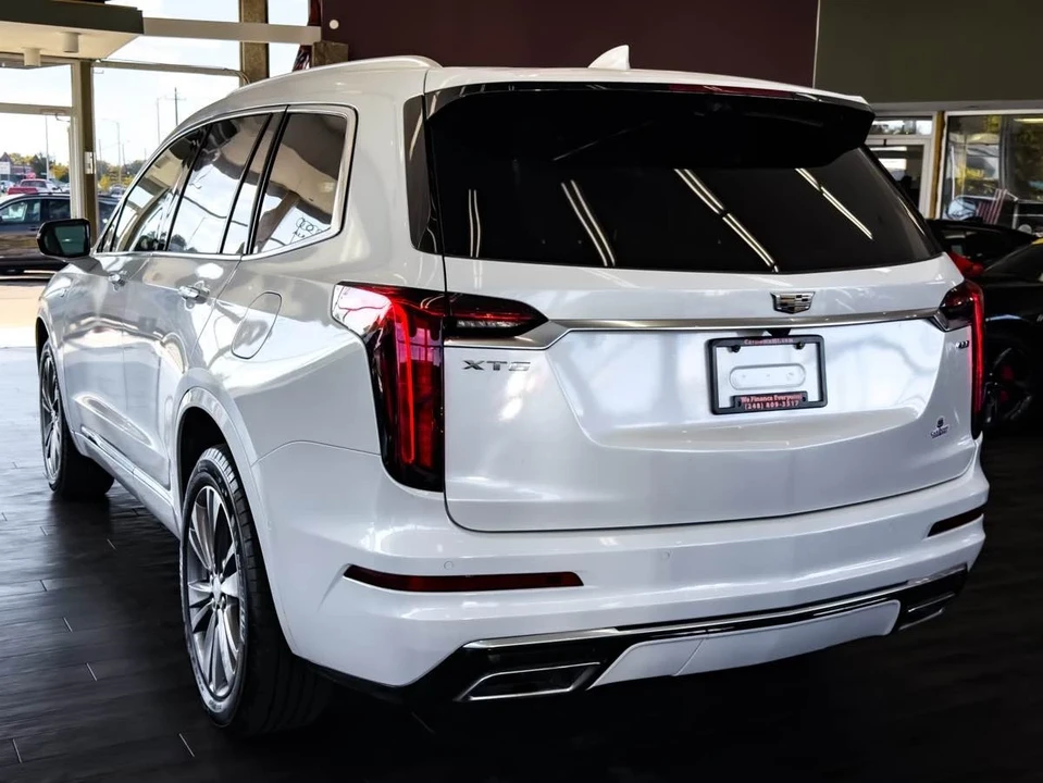 2024 Cadillac XT6 - Image 12 of 21