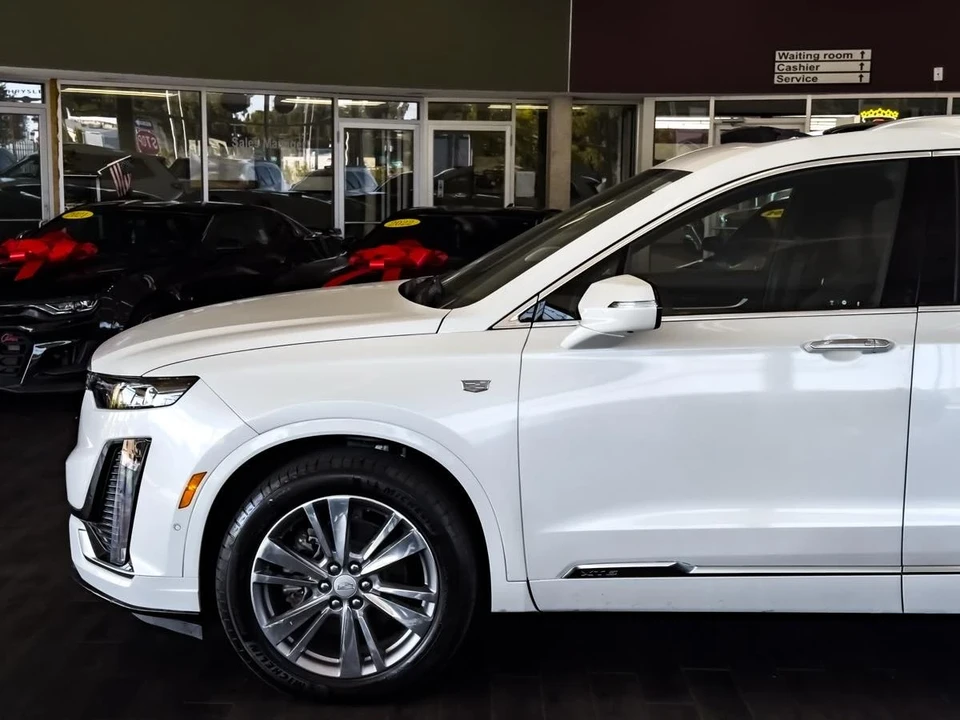 2024 Cadillac XT6 - Image 8 of 21