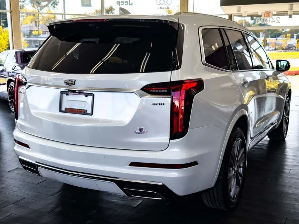 2024 Cadillac XT6 - Image 14 of 21