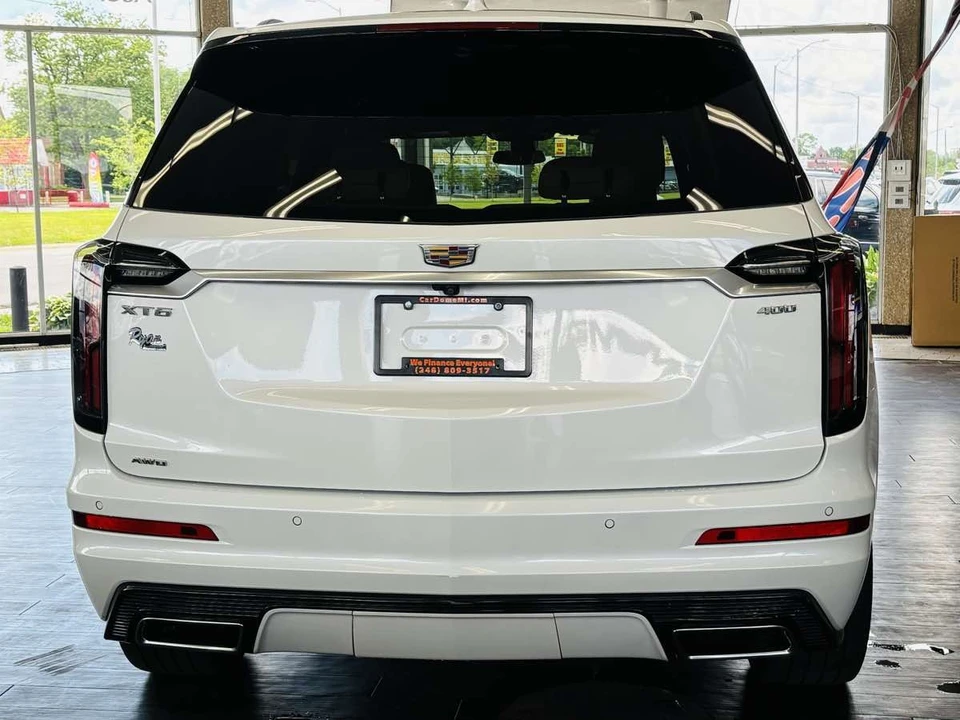 2024 Cadillac XT6 - Image 12 of 31
