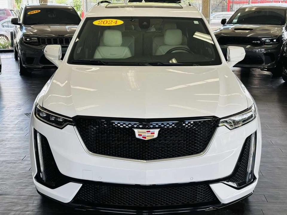 2024 Cadillac XT6 - Image 20 of 31