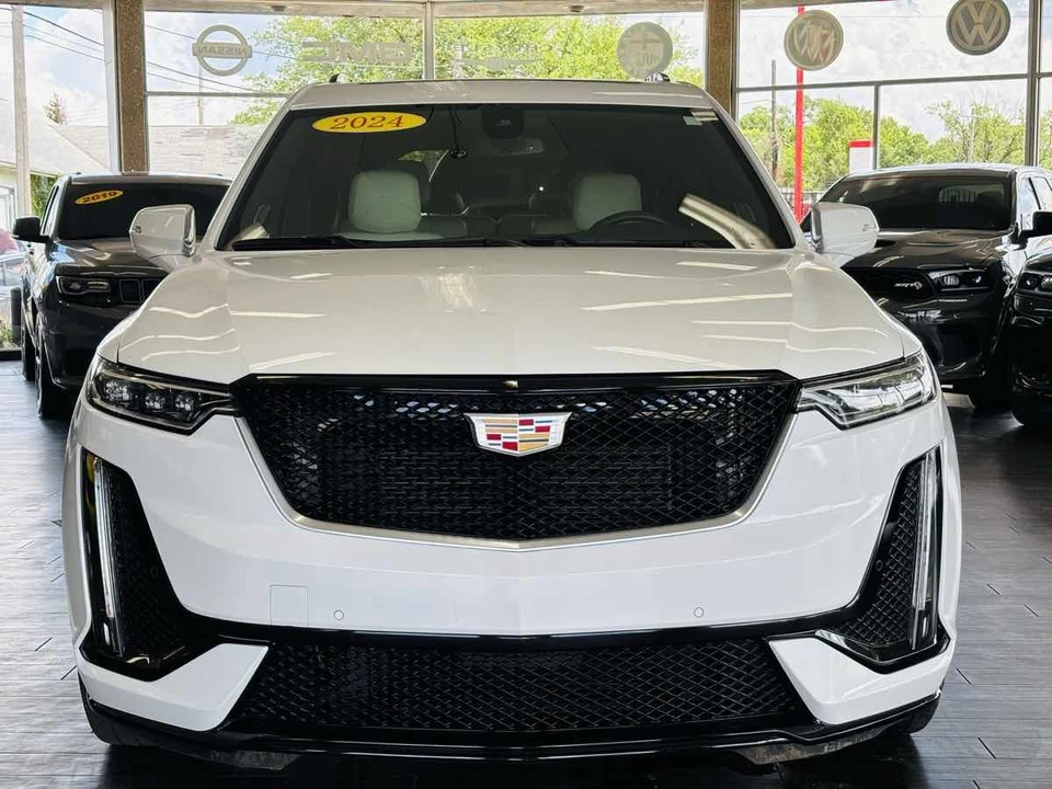 2024 Cadillac XT6 - Image 21 of 31