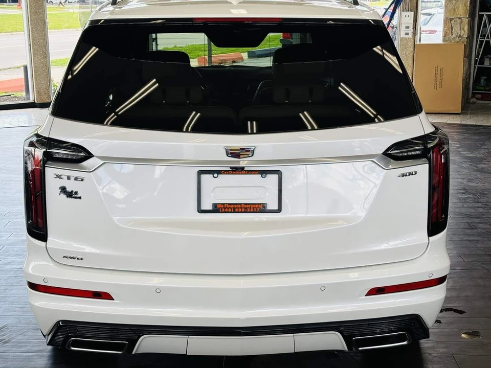 2024 Cadillac XT6 - Image 8 of 31