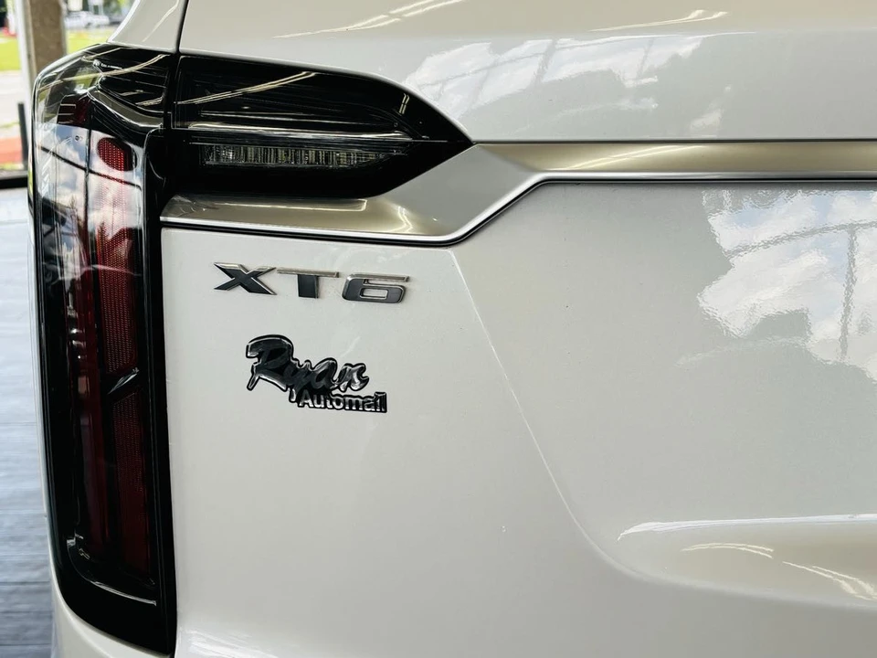 2024 Cadillac XT6 - Image 14 of 31
