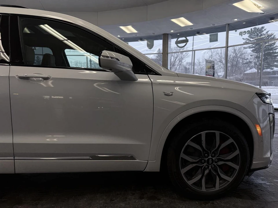2024 Cadillac XT6 - Image 6 of 21