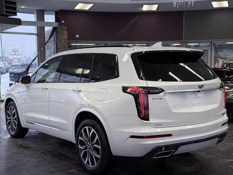2024 Cadillac XT6 - Image 10 of 21