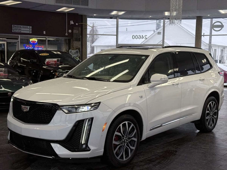 2024 Cadillac XT6 - Image 2 of 21