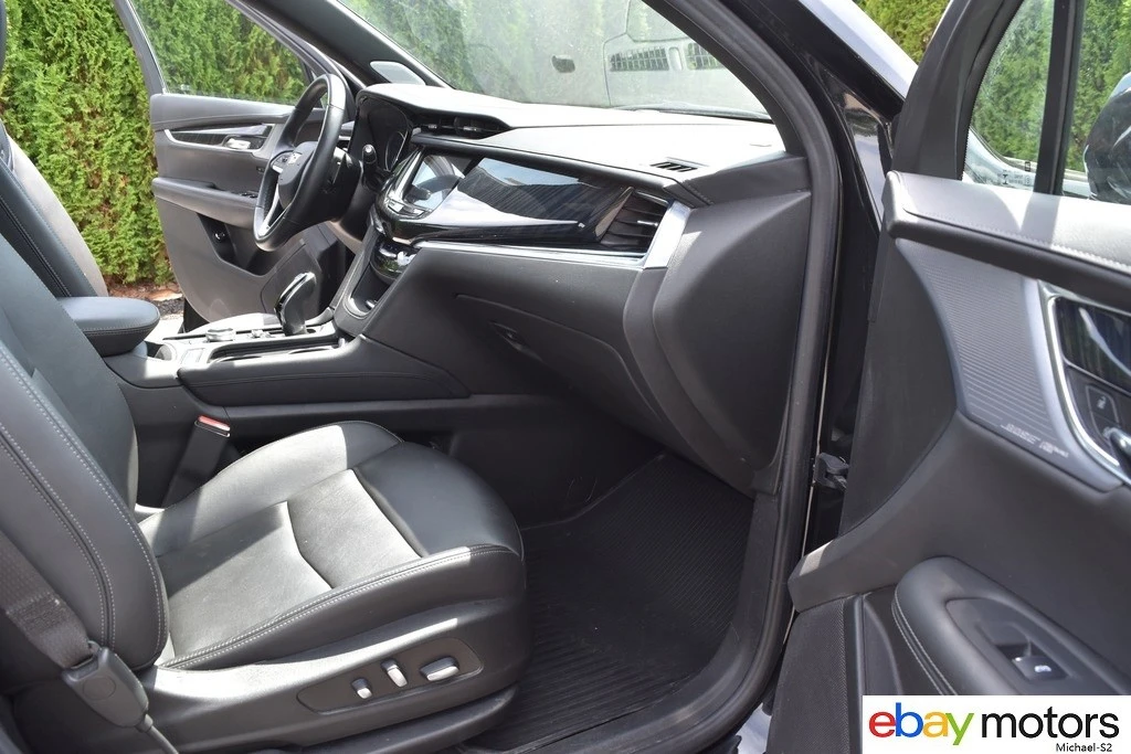 2024 Cadillac XT6 - Image 18 of 24