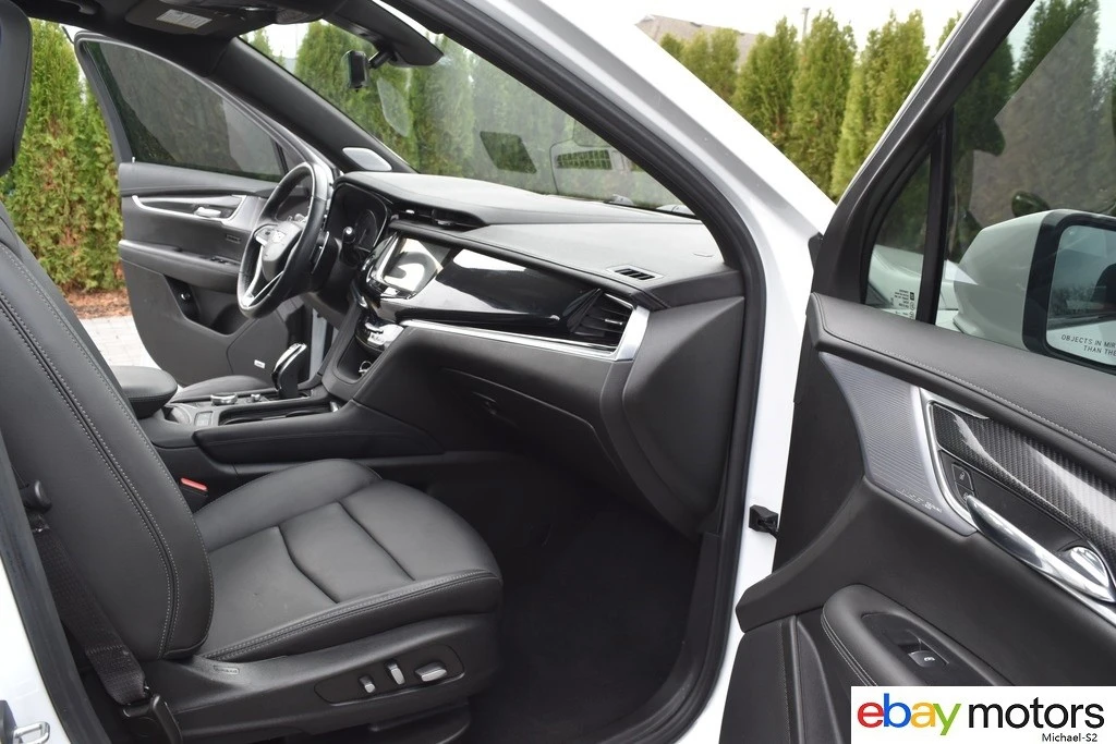 2024 Cadillac XT6 - Image 18 of 21