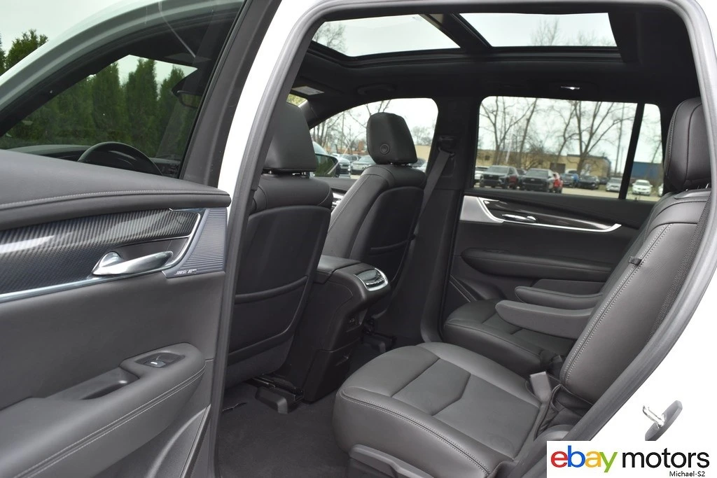 2024 Cadillac XT6 - Image 13 of 21