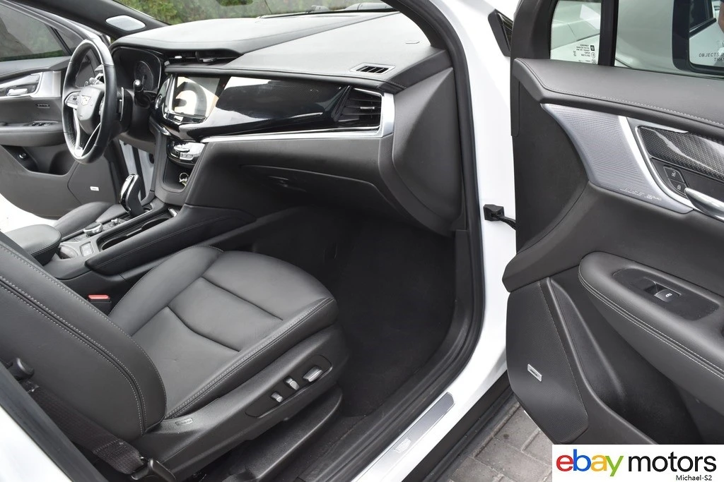 2024 Cadillac XT6 - Image 17 of 21