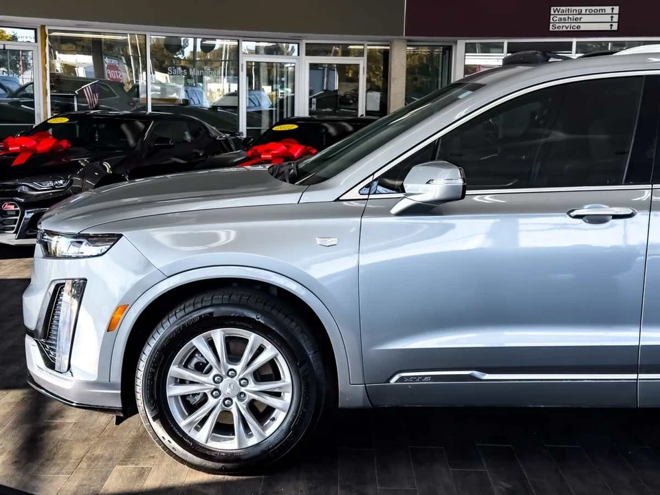 2024 Cadillac XT6 - Image 10 of 21