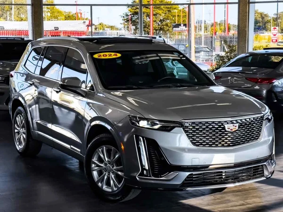 2024 Cadillac XT6 - Image 2 of 21