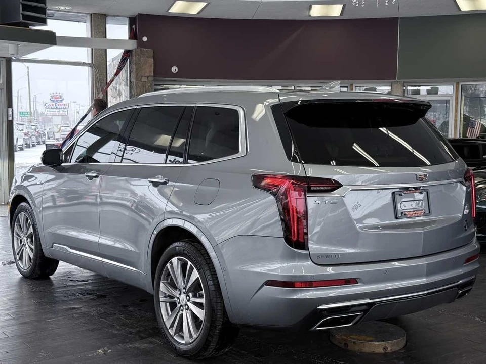 2024 Cadillac XT6 - Image 11 of 21
