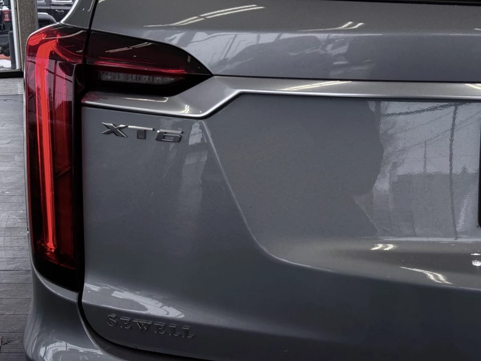 2024 Cadillac XT6 - Image 16 of 21