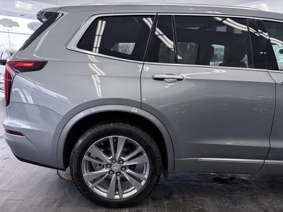2024 Cadillac XT6 - Image 8 of 21