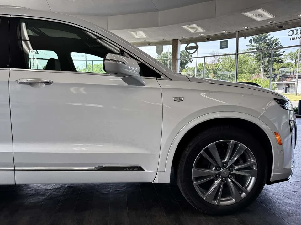 2024 Cadillac XT6 - Image 10 of 12