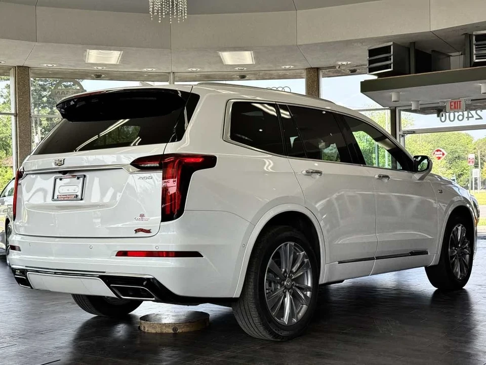2024 Cadillac XT6 - Image 13 of 21