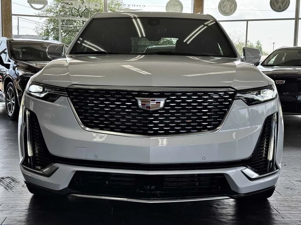 2024 Cadillac XT6 - Image 8 of 12