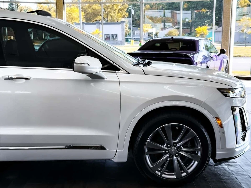 2024 Cadillac XT6 - Image 19 of 21
