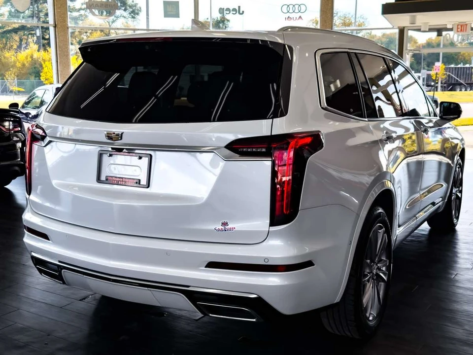 2024 Cadillac XT6 - Image 16 of 21