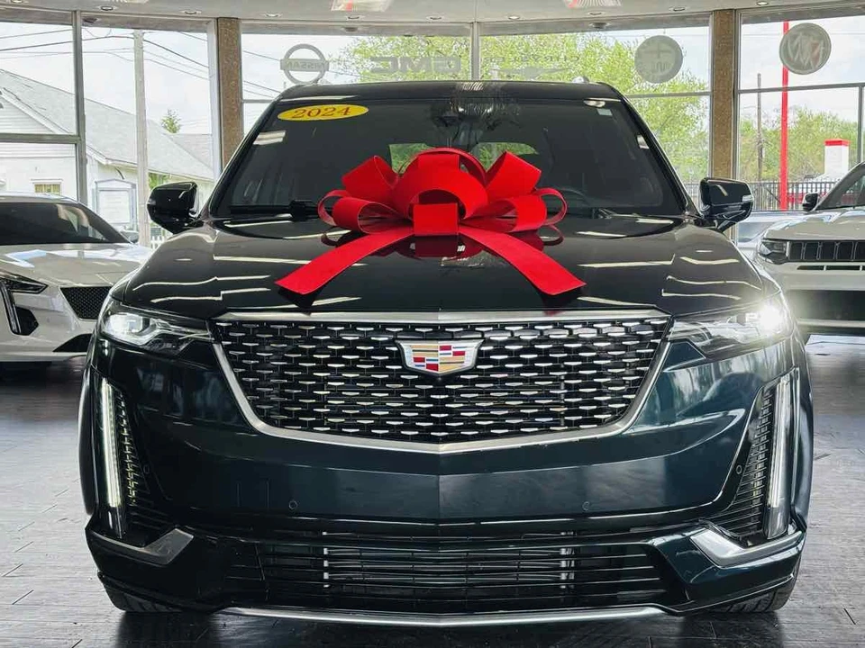 2024 Cadillac XT6 - Image 22 of 31