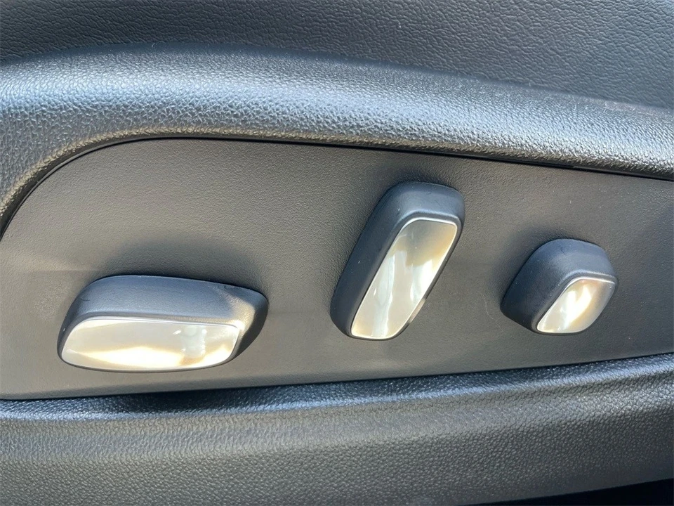 2024 Cadillac XT6 - Image 10 of 12