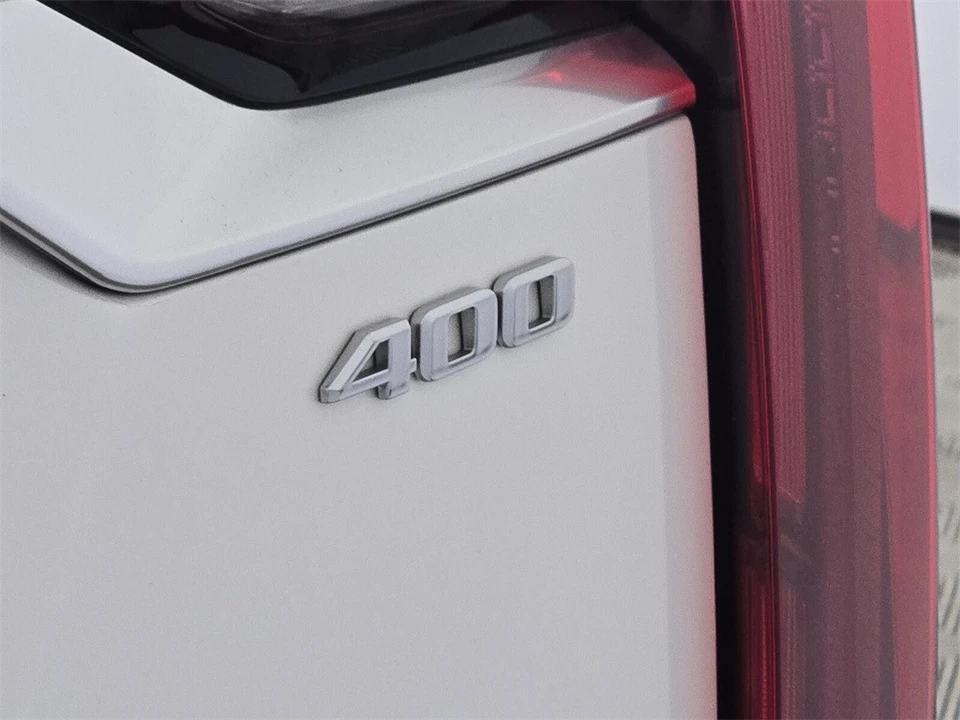 2024 Cadillac XT6 - Image 13 of 21
