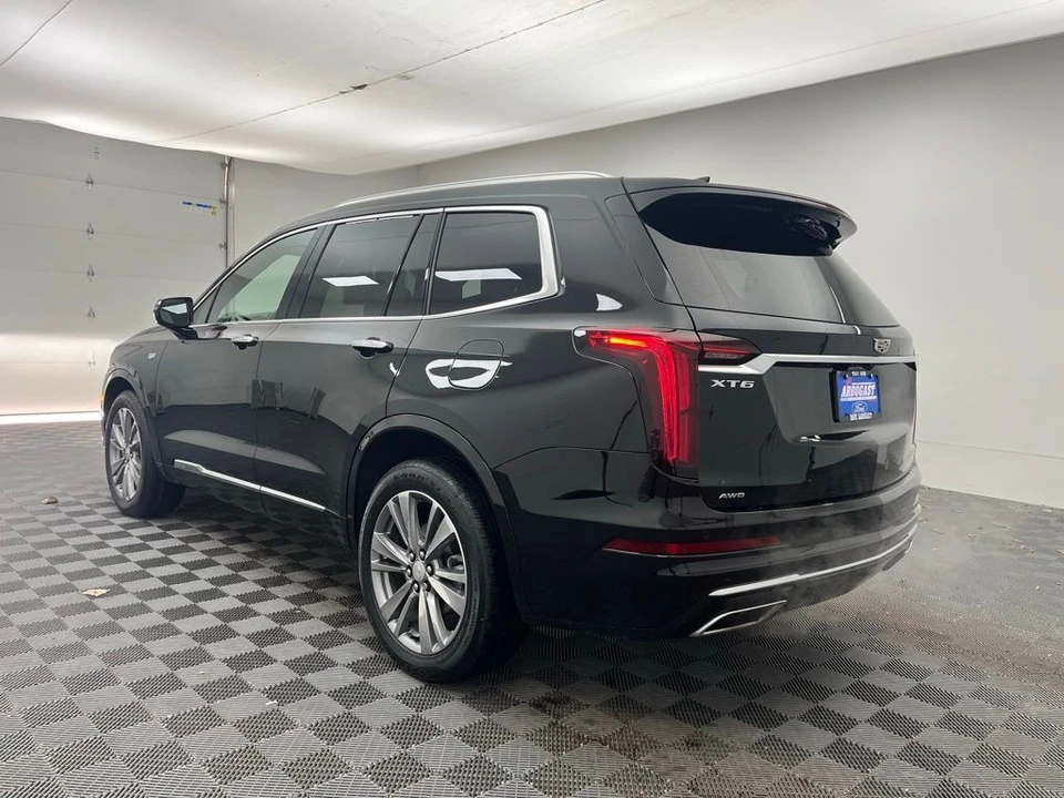 2024 Cadillac XT6 - Image 11 of 12