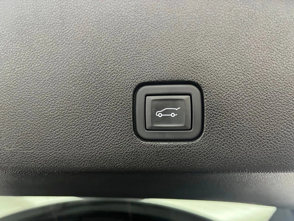 2024 Cadillac XT6 - Image 10 of 12