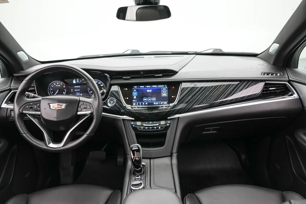2024 Cadillac XT6 - Image 15 of 30