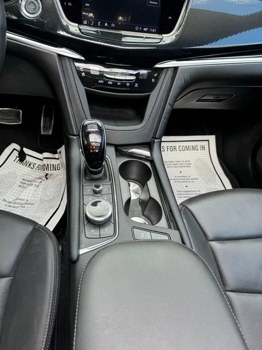 2024 Cadillac XT6 - Image 15 of 21