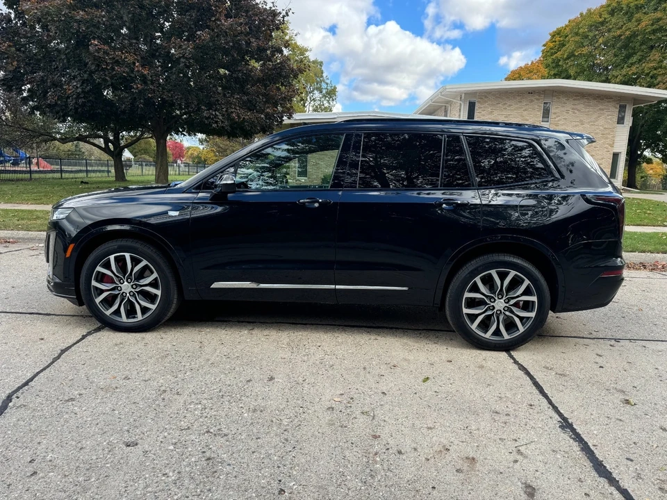 2024 Cadillac XT6 - Image 6 of 21