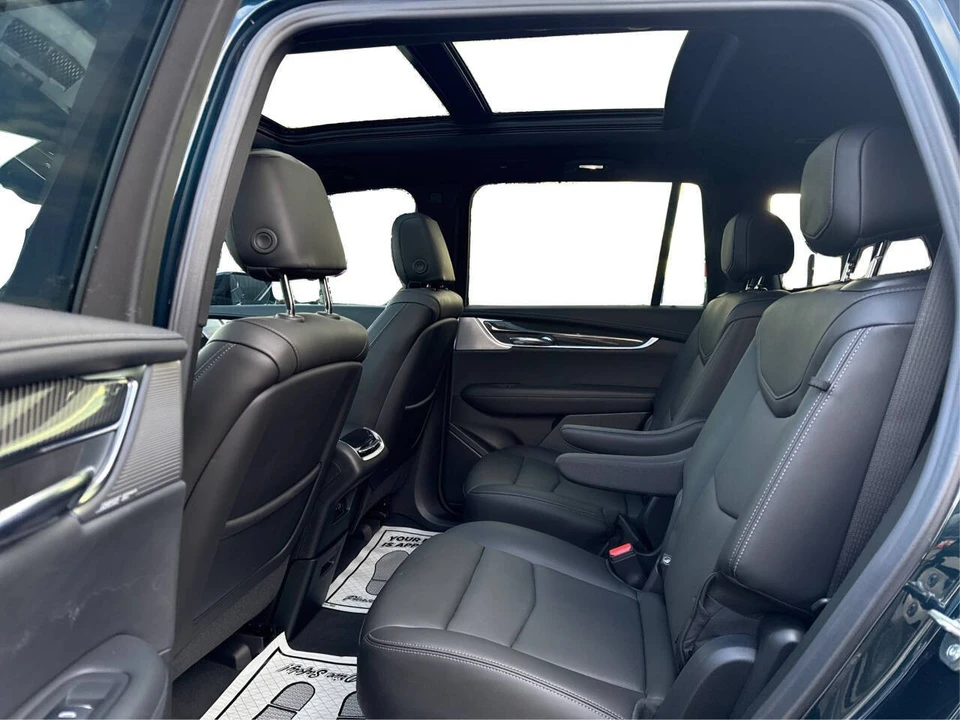 2024 Cadillac XT6 - Image 10 of 21