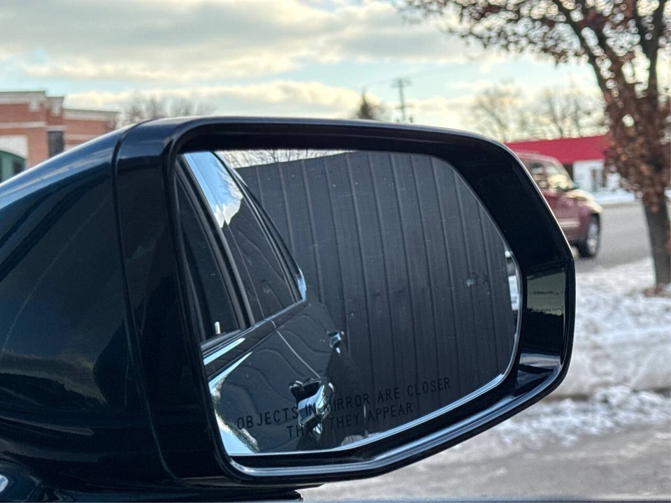 2024 Cadillac XT6 - Image 17 of 21