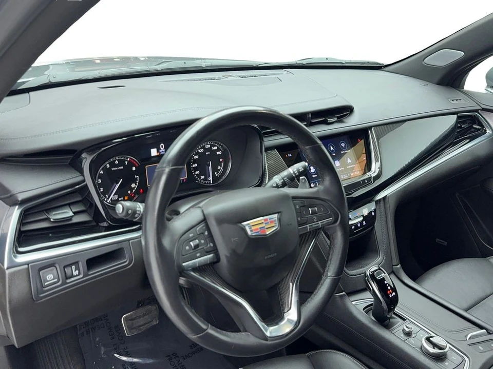 2024 Cadillac XT6 - Image 16 of 21