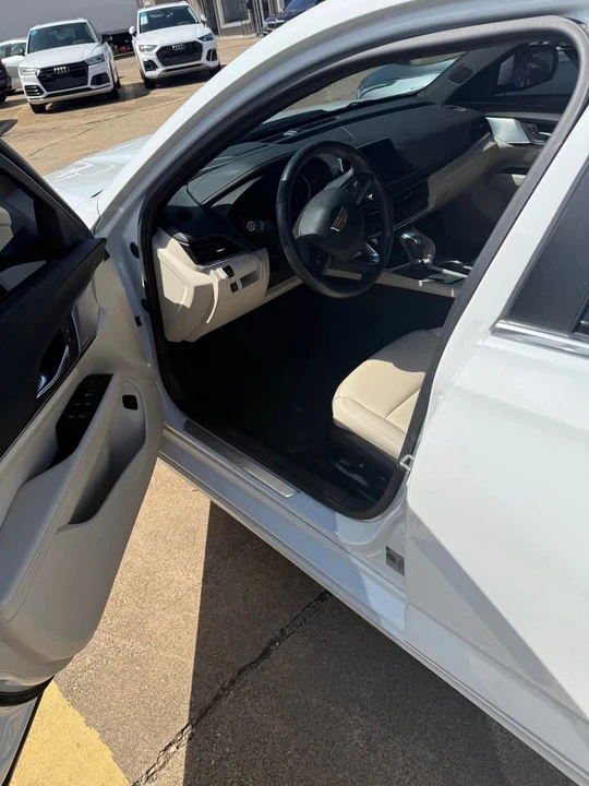 2024 Cadillac CT4 - Image 3 of 6