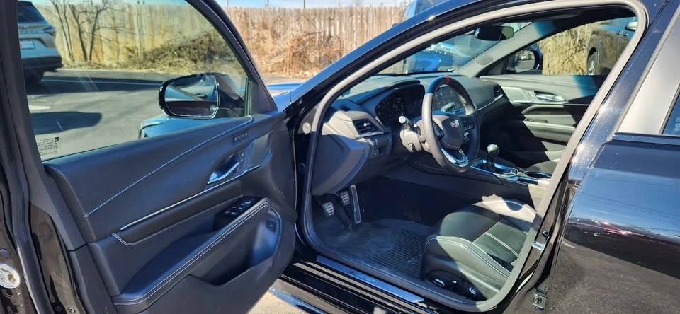 2024 Cadillac CT4-V Blackwing - Image 10 of 15
