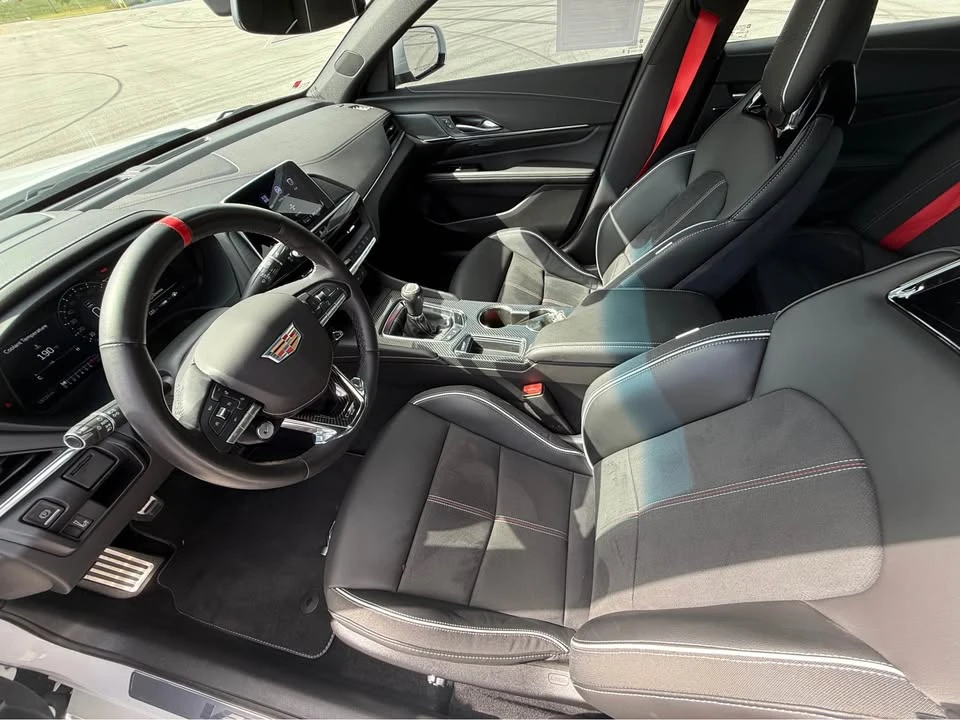 2024 Cadillac CT4-V - Image 11 of 14