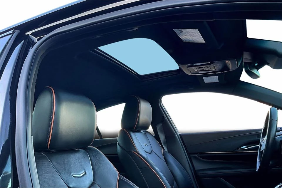 2024 Cadillac CT4-V - Image 12 of 12