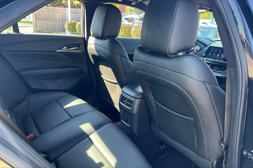 2024 Cadillac CT4 - Image 15 of 17