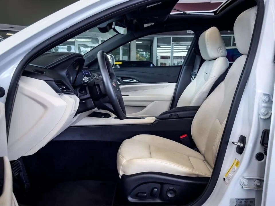 2024 Cadillac CT4 - Image 13 of 20