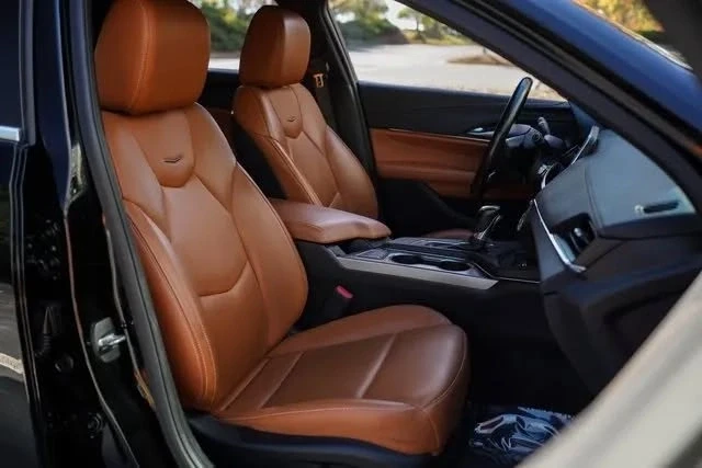 2024 Cadillac CT4 - Image 14 of 19