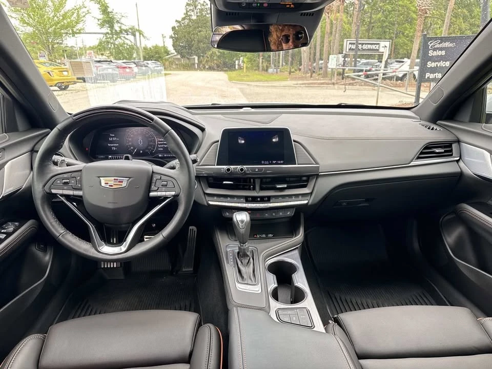 2024 Cadillac CT4 - Image 15 of 19