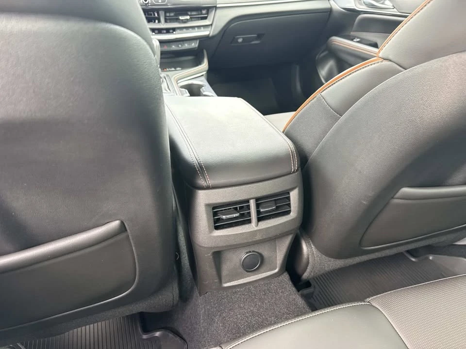 2024 Cadillac CT4 - Image 16 of 19