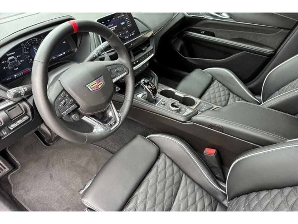 2024 Cadillac CT4-V - Image 10 of 10