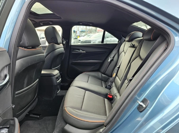 2024 Cadillac CT4-V - Image 5 of 6